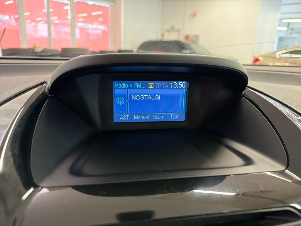 Ford B-Max 2013 Musta