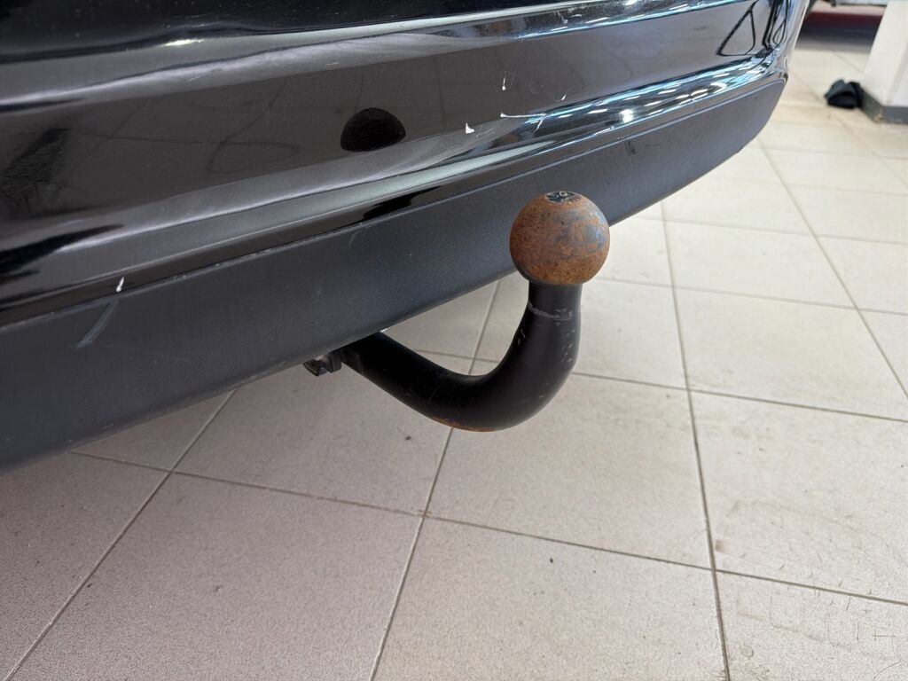 Ford B-Max 2013 Musta