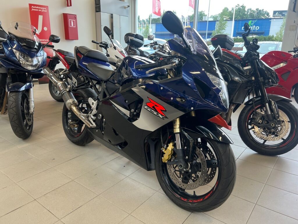 Suzuki GSX-R 2005 Musta