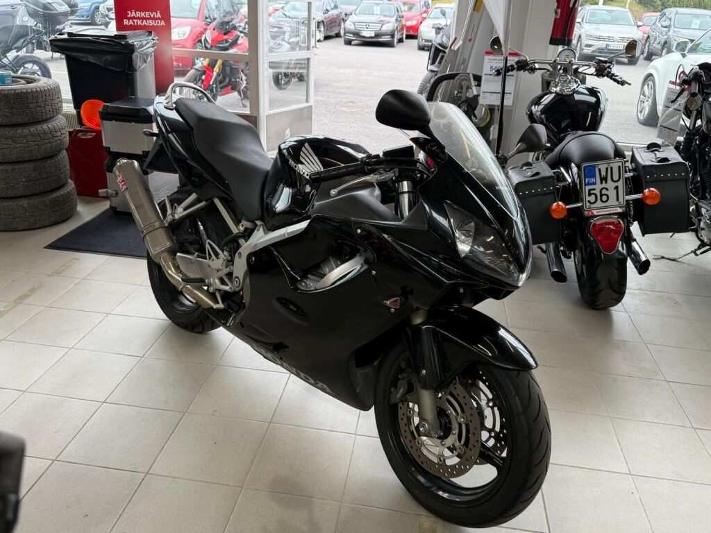 Honda CBR 2005 
