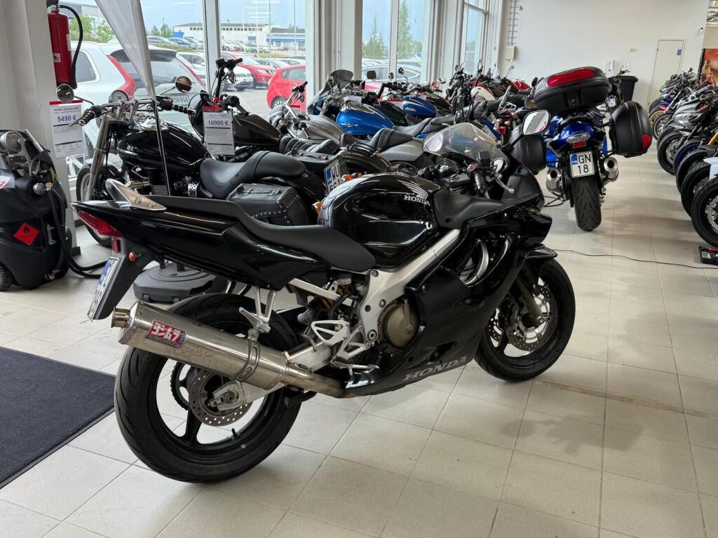 Honda CBR 2005 