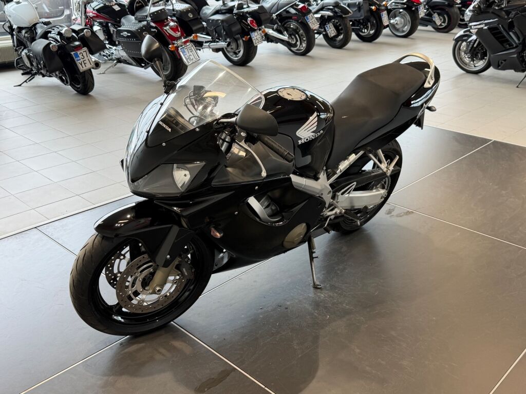 Honda CBR 2005 