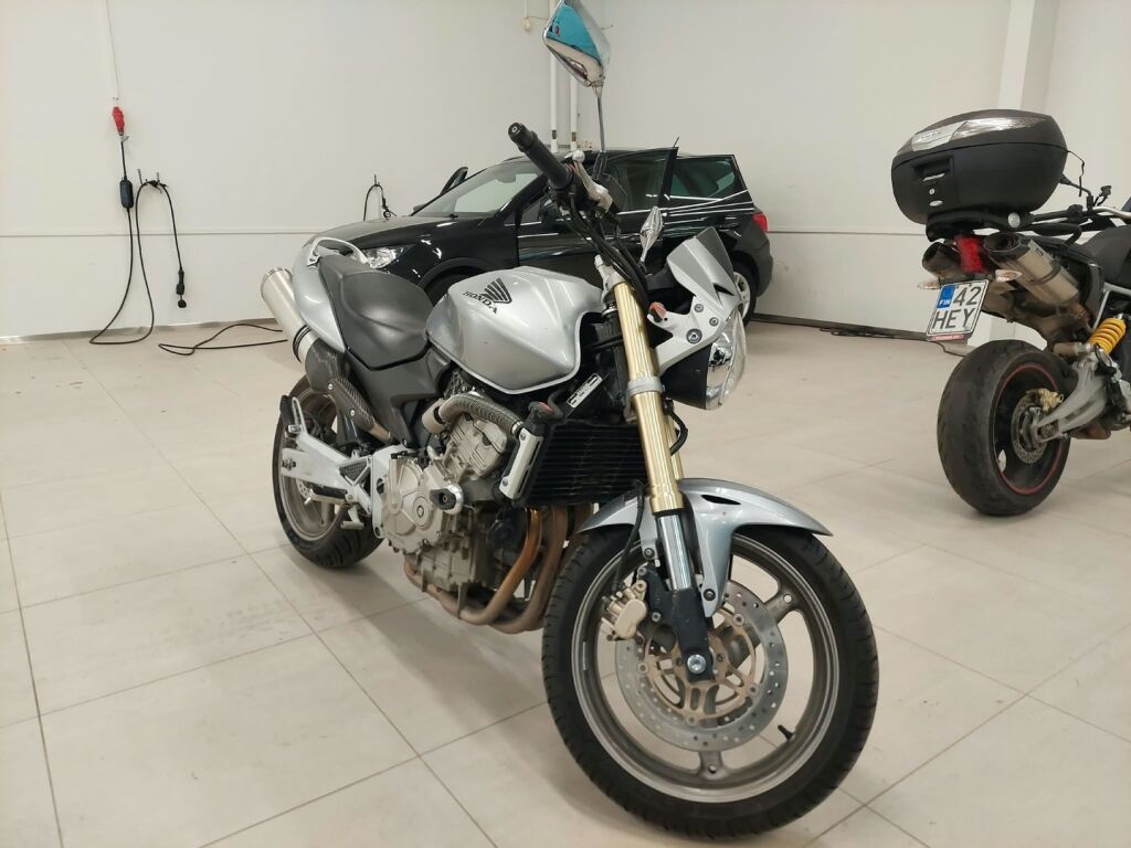 Honda CB 2007 Punainen