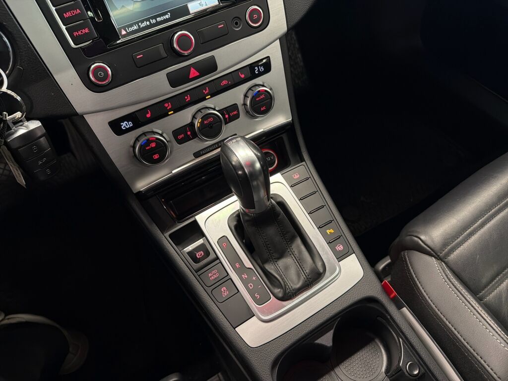 Volkswagen CC 2013 Valkoinen