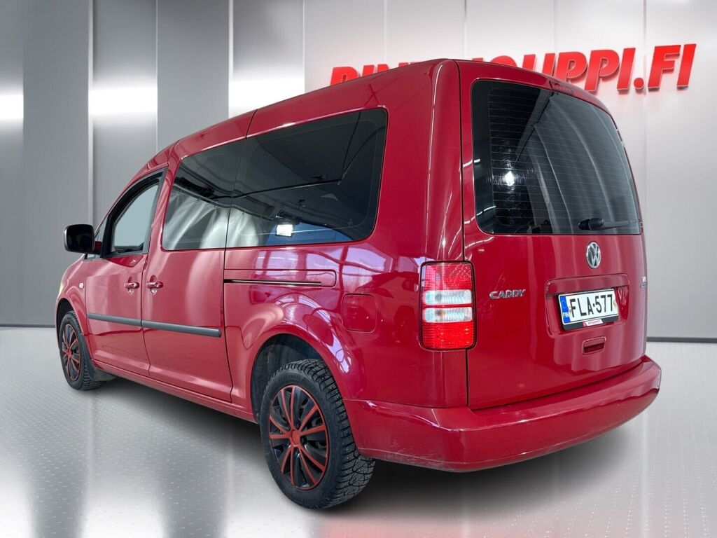 Volkswagen Caddy Maxi 2013 Punainen