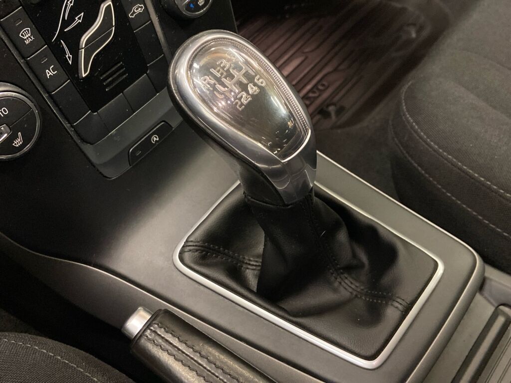 Volvo V40 2013 Harmaa