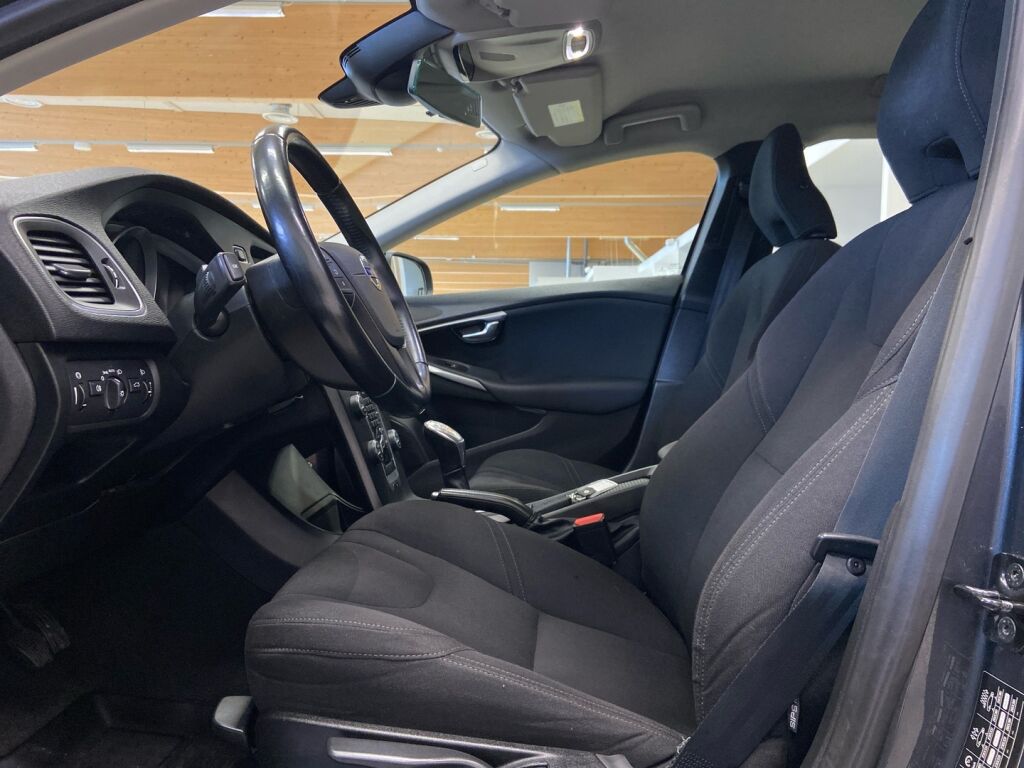 Volvo V40 2013 Harmaa
