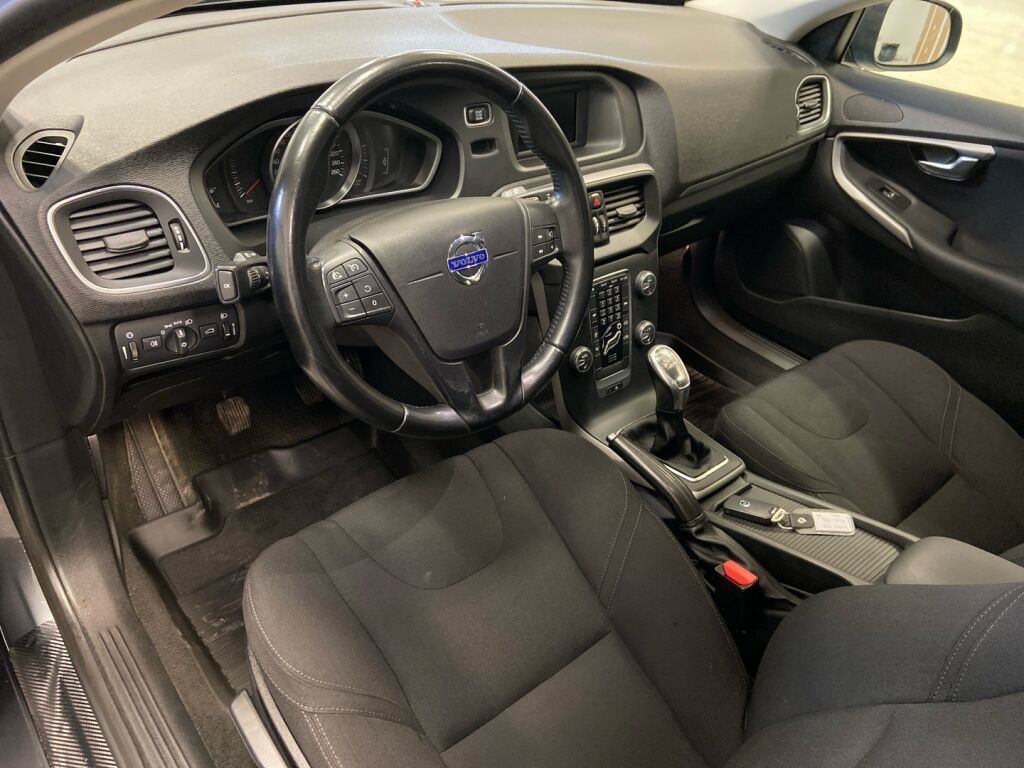 Volvo V40 2013 Harmaa