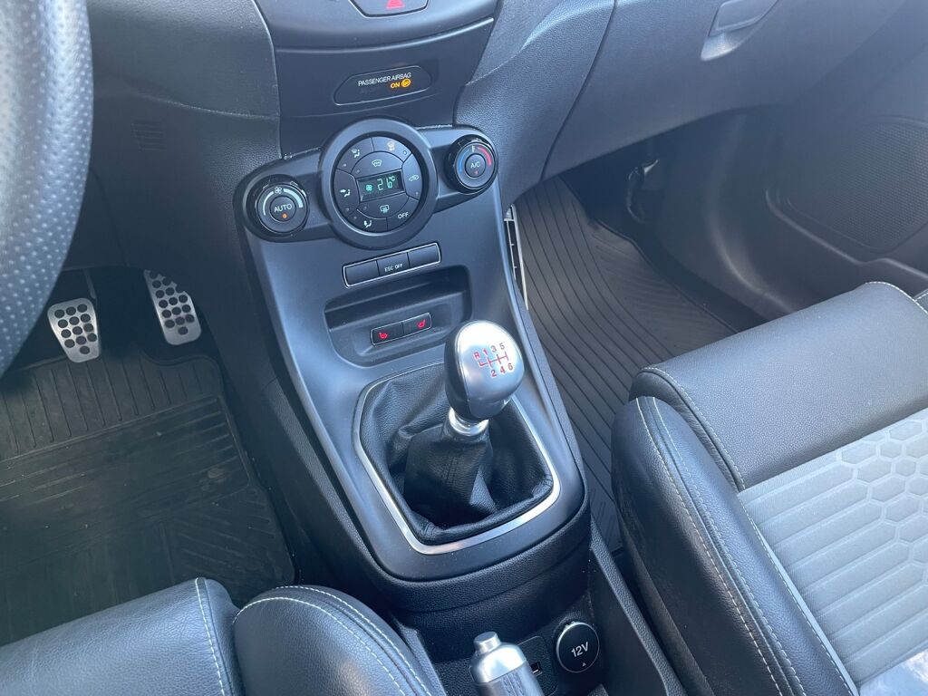 Ford Fiesta 2013 Sininen