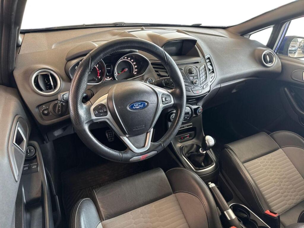 Ford Fiesta 2013 Sininen