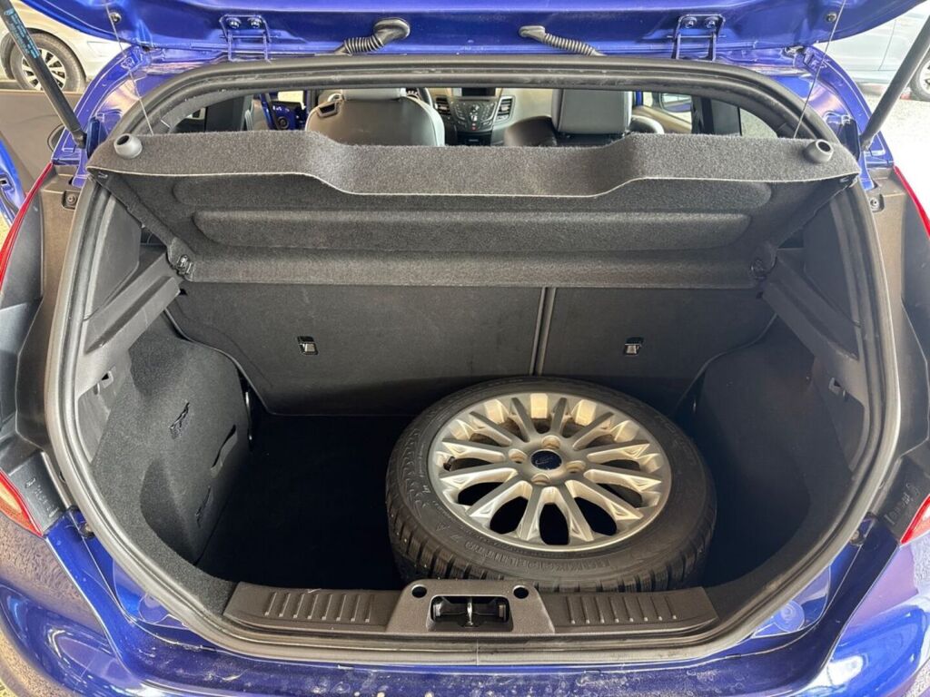 Ford Fiesta 2013 Sininen