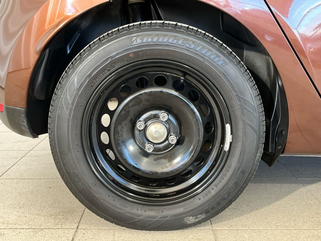 Renault Clio 2013 Ruskea (beige)