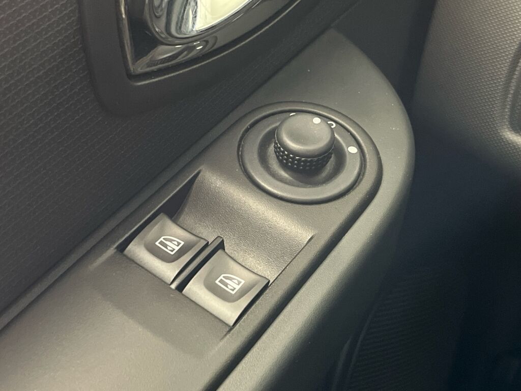 Renault Clio 2013 Ruskea (beige)