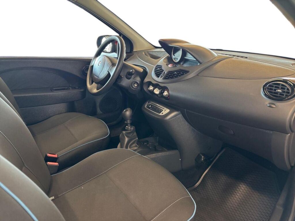 Renault Twingo 2013 Punainen