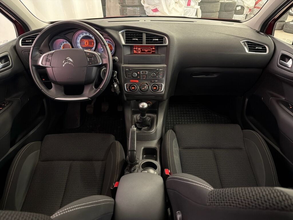 Citroen C4 2013 Punainen