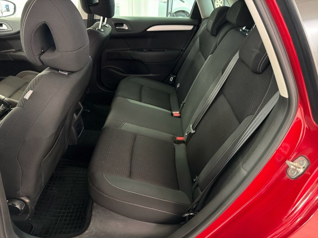 Citroen C4 2013 Punainen