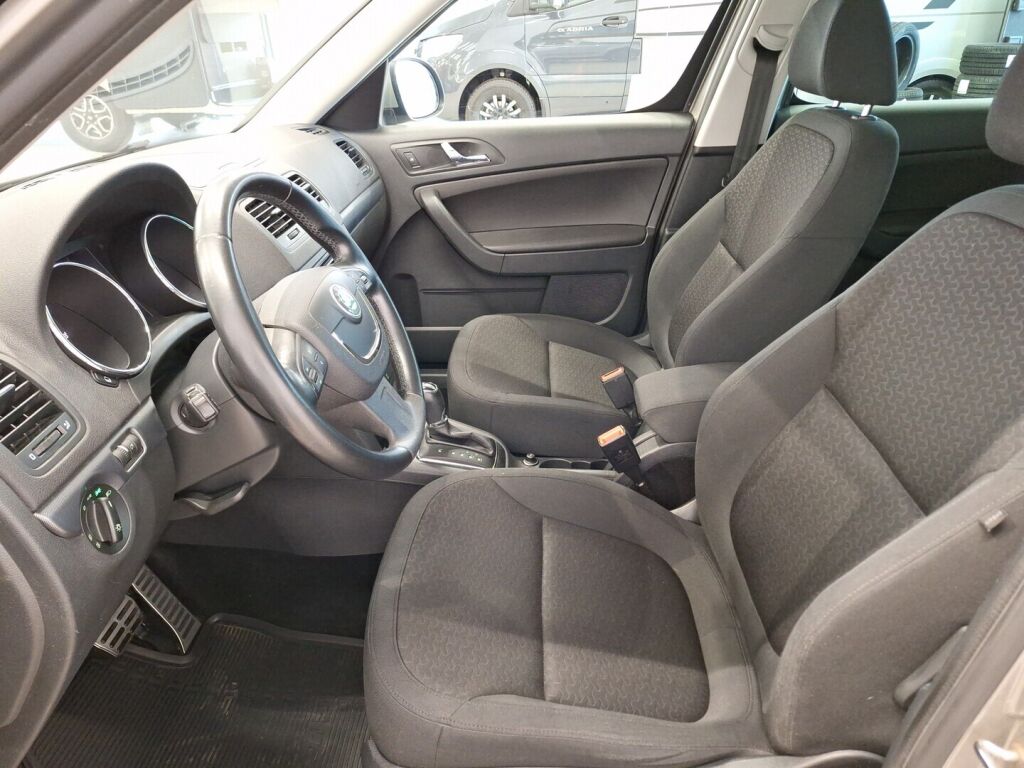 Skoda Yeti 2013 Ruskea (beige)