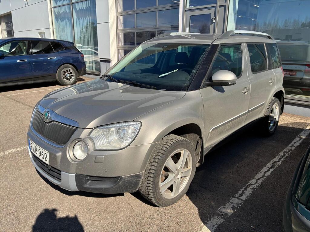 Skoda Yeti 2013 Ruskea (beige)