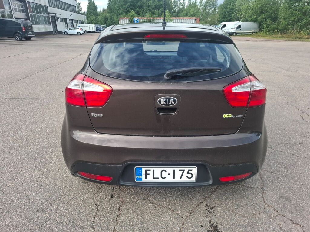 Kia Rio 2013 Ruskea (beige)