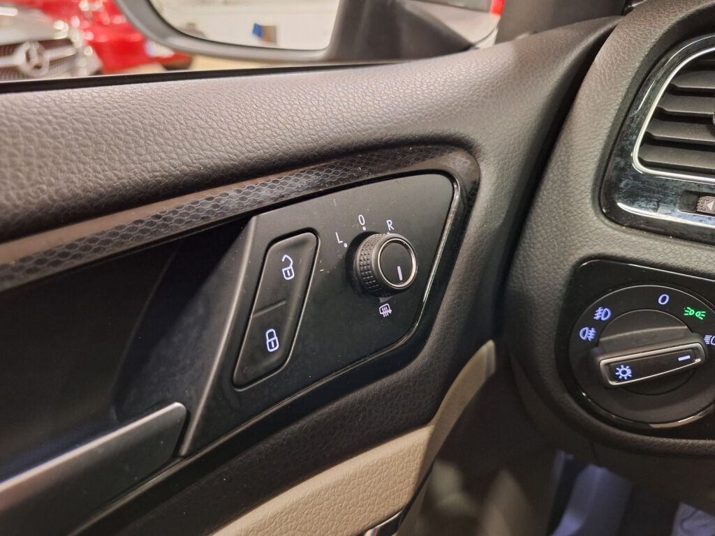 Volkswagen Golf 2013 Harmaa