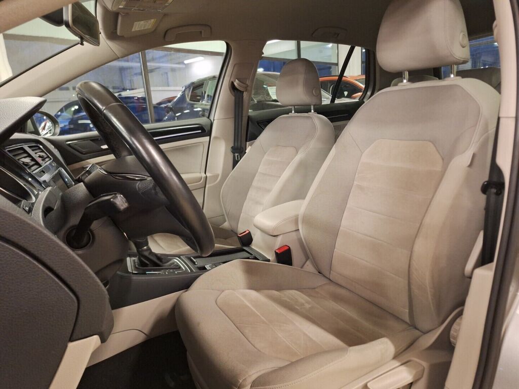 Volkswagen Golf 2013 Harmaa