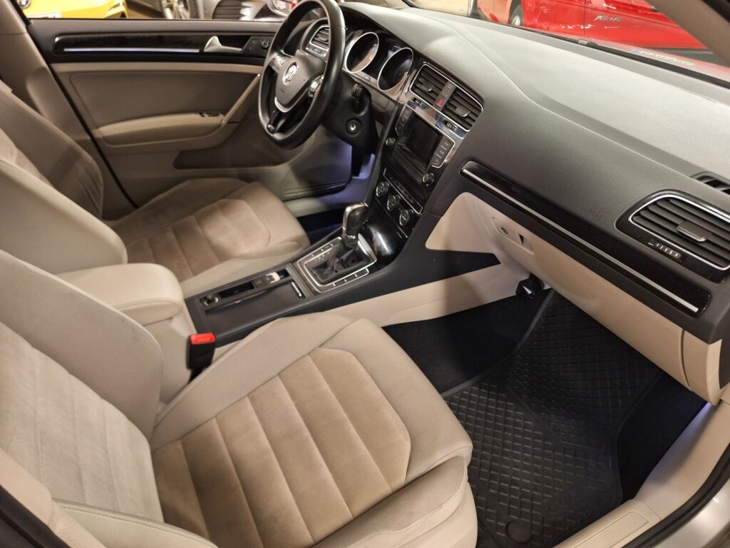 Volkswagen Golf 2013 Harmaa