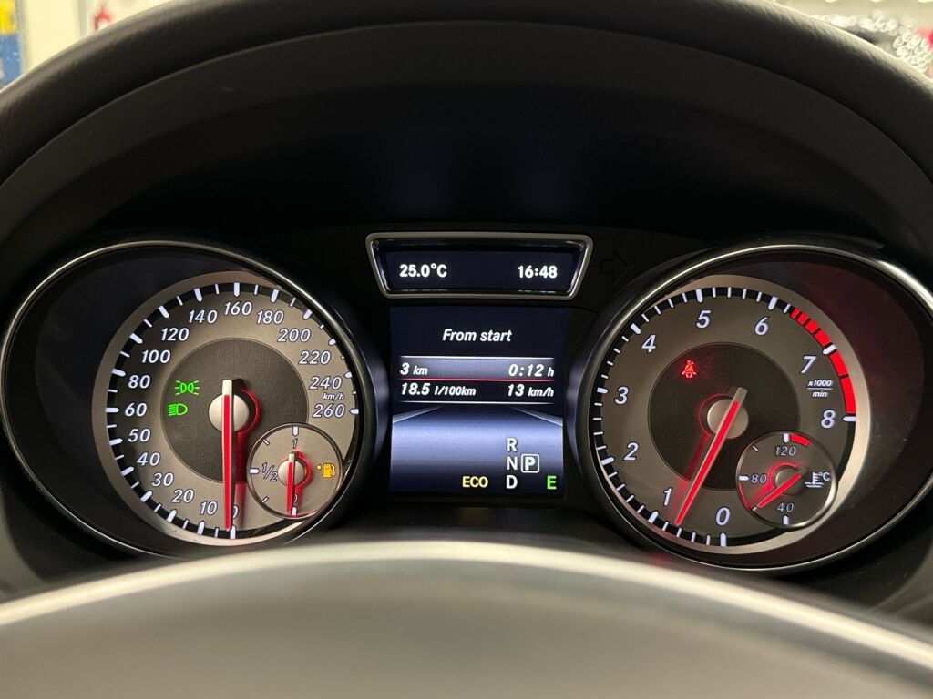 Mercedes-Benz CLA 2013 Harmaa