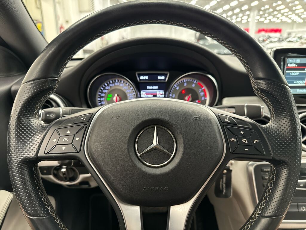 Mercedes-Benz CLA 2013 Harmaa