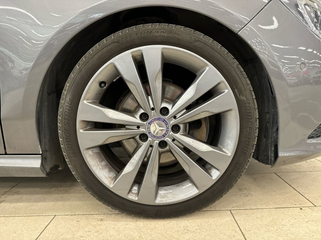 Mercedes-Benz CLA 2013 Harmaa