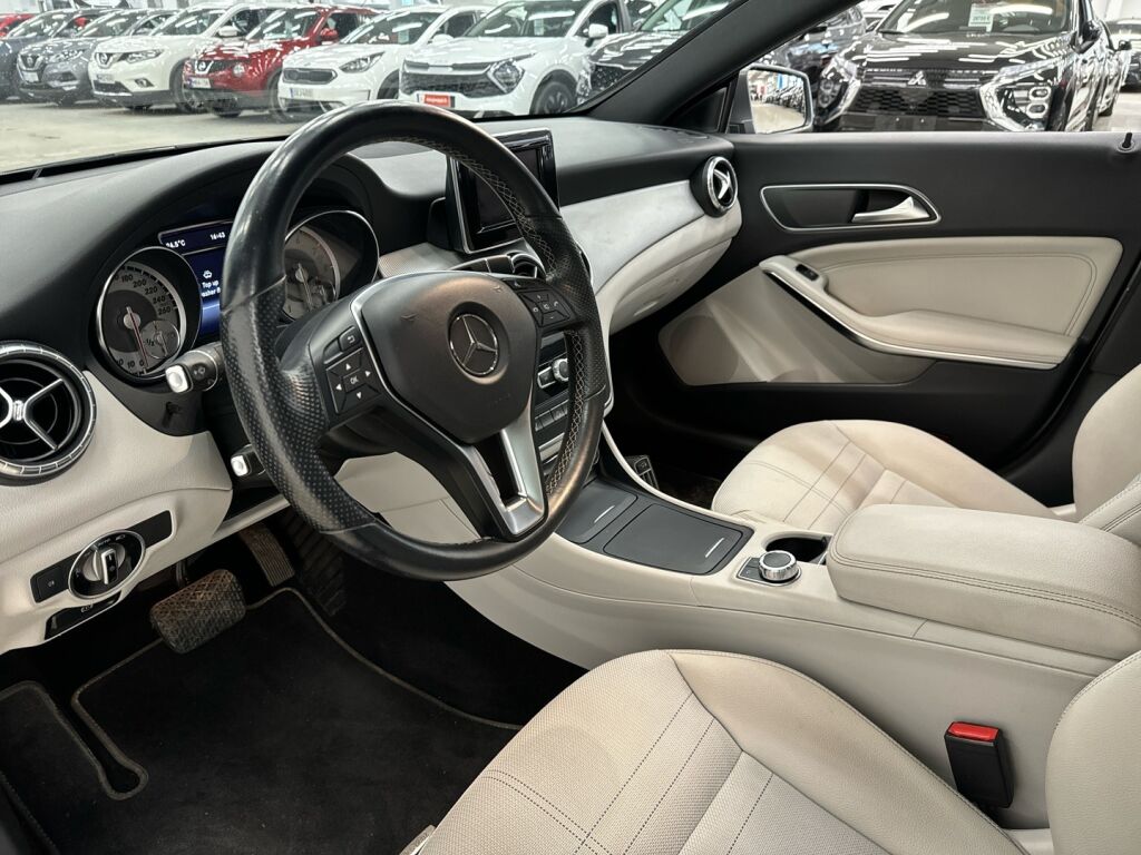 Mercedes-Benz CLA 2013 Harmaa