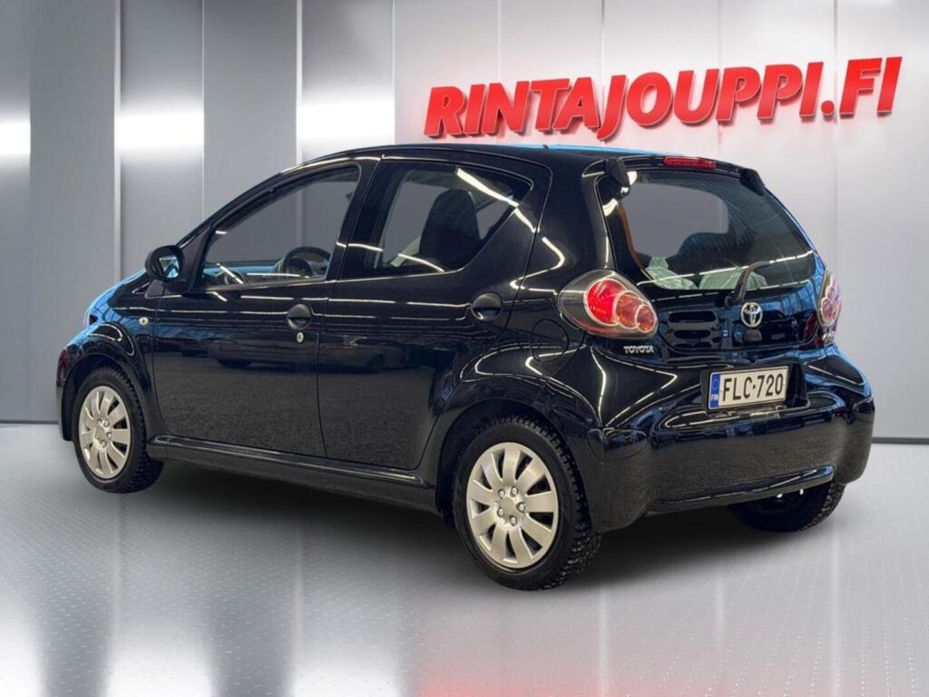 Toyota AYGO 2013 Musta