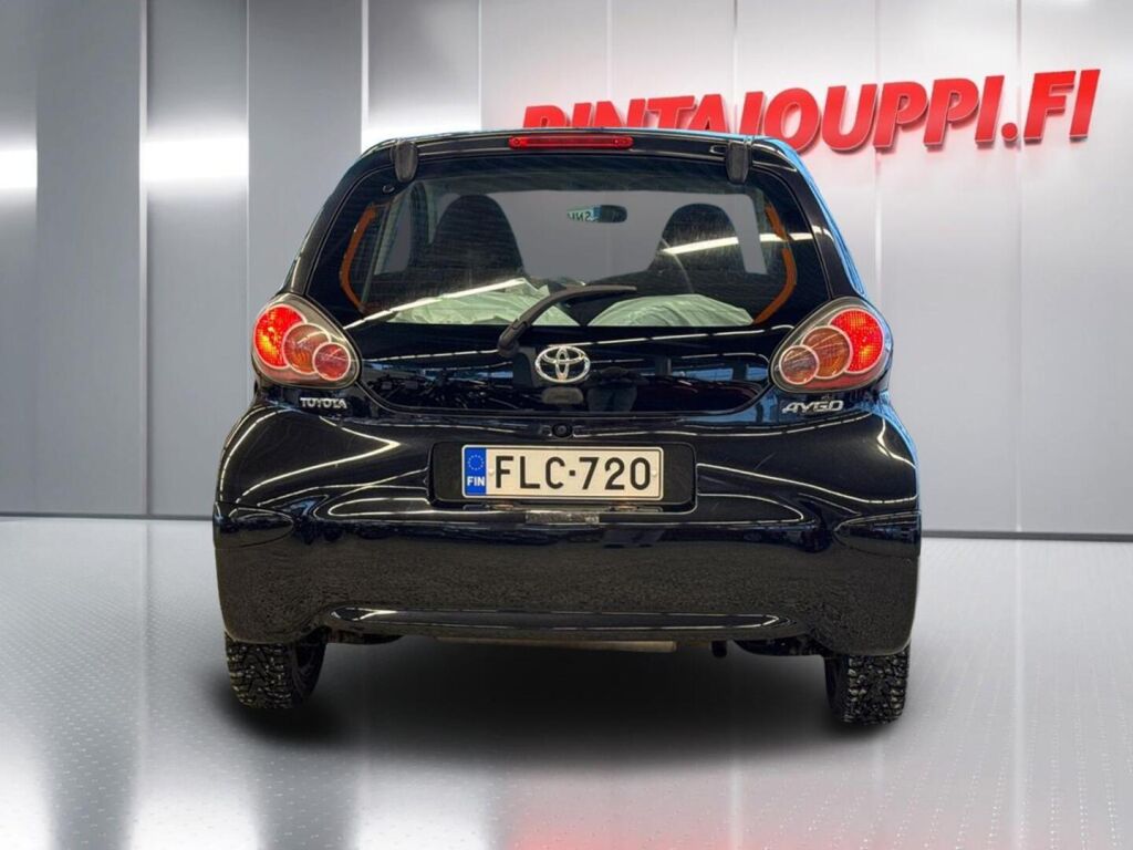 Toyota AYGO 2013 Musta