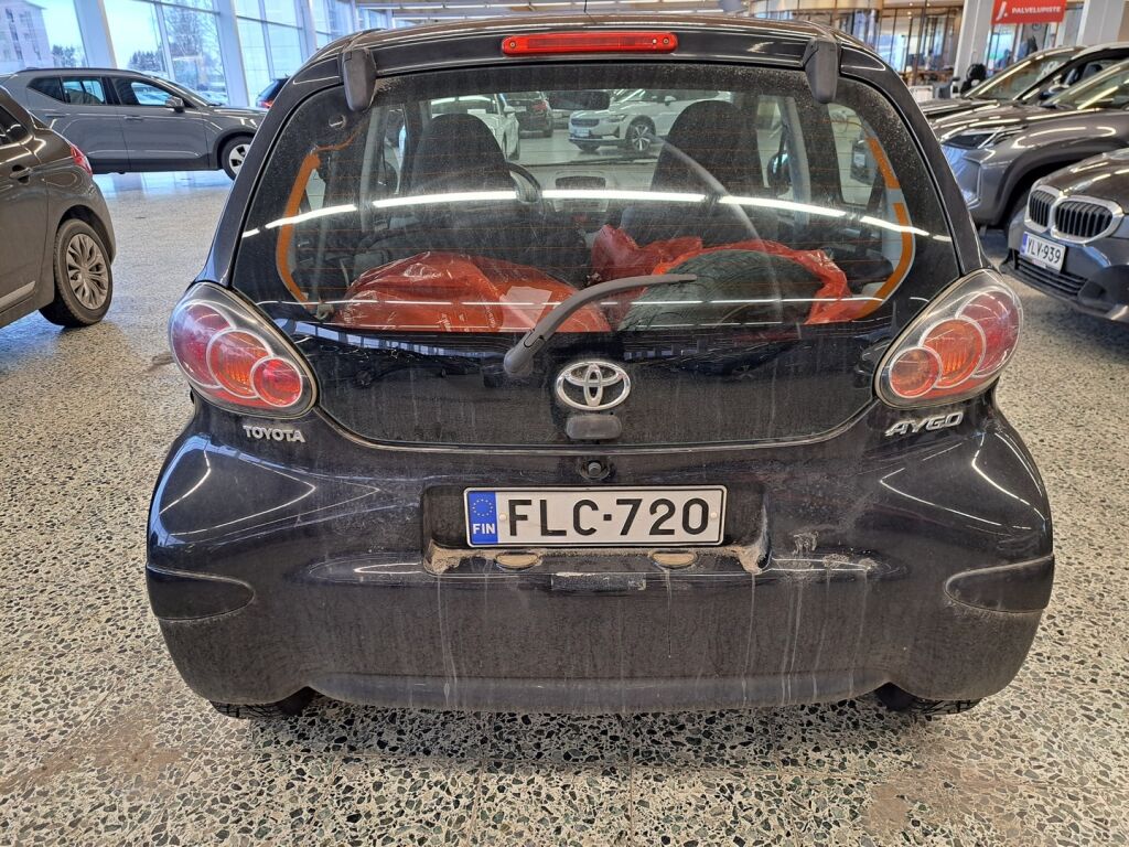 Toyota AYGO 2013 Musta