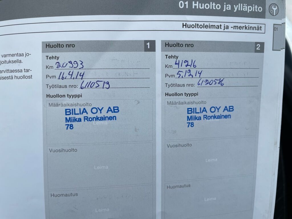Volvo V70 2013 Punainen