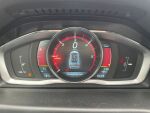 Volvo V70 2013 Punainen