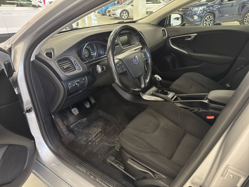 Volvo V40 2013 Harmaa