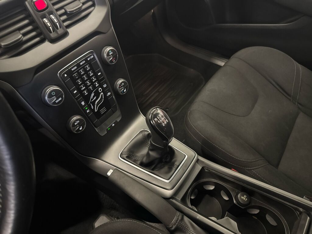 Volvo V40 2013 Harmaa