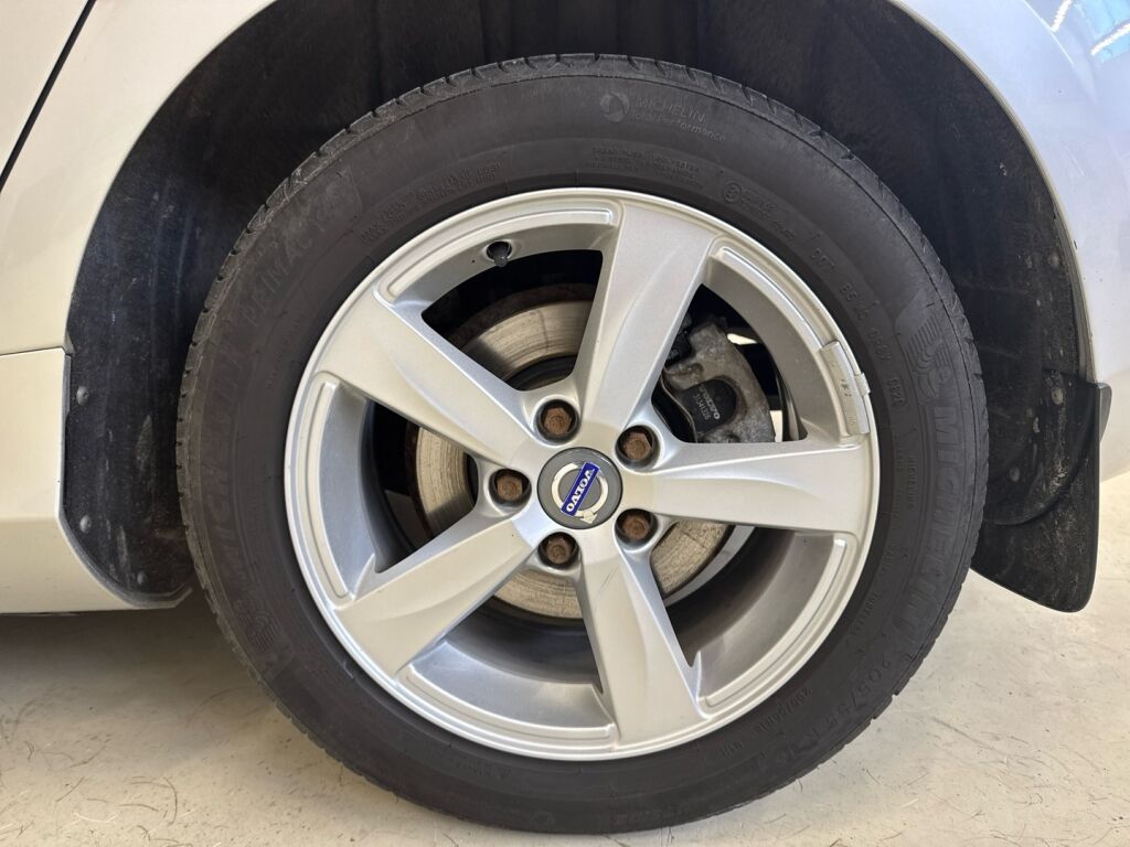 Volvo V40 2013 Harmaa