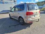 Volkswagen Touran 2013 Ruskea (beige)