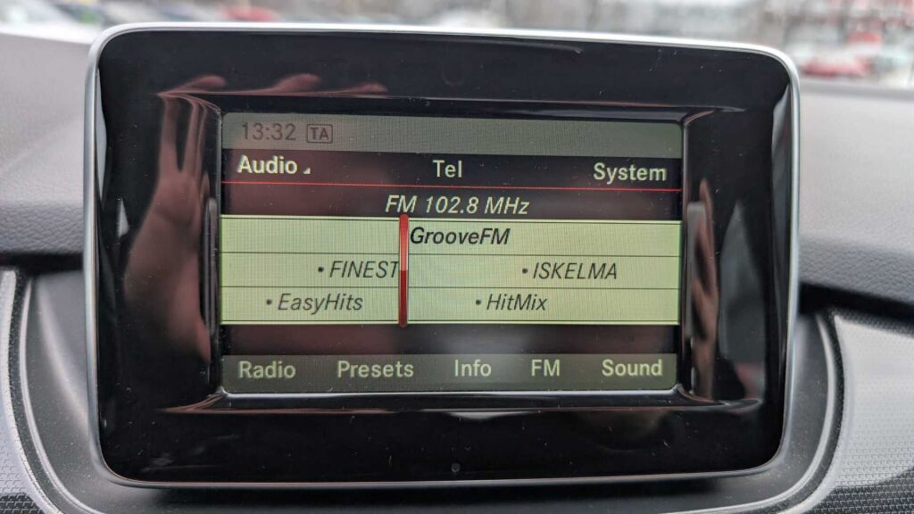 Mercedes-Benz B 2013 Valkoinen