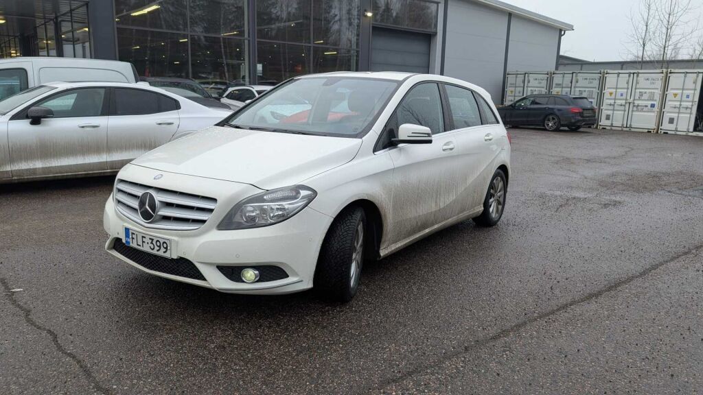 Mercedes-Benz B 2013 Valkoinen