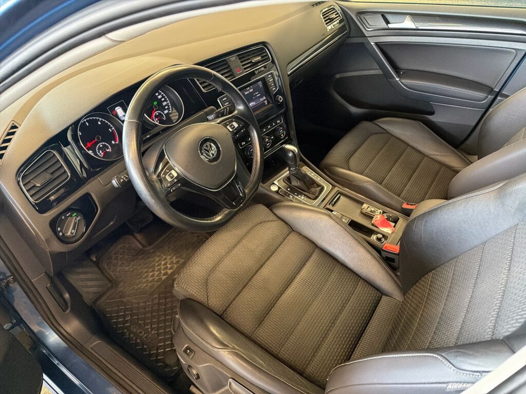 Volkswagen Golf 2013 Sininen
