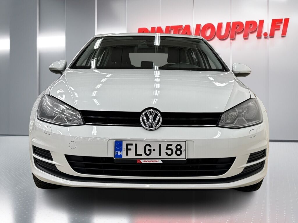 Volkswagen Golf 2013 Valkoinen