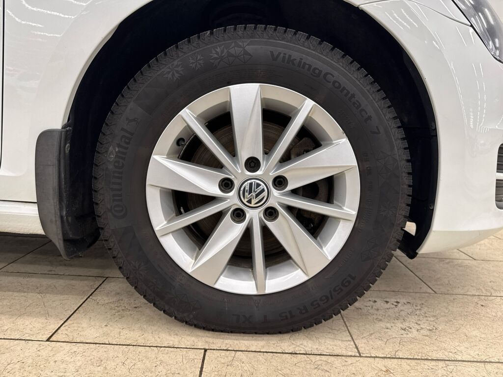 Volkswagen Golf 2013 Valkoinen