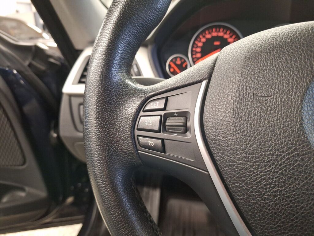 BMW 320 Gran Turismo 2014 Sininen