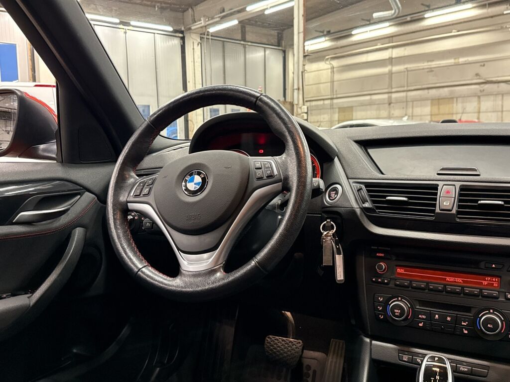 BMW X1 2014 Oranssi