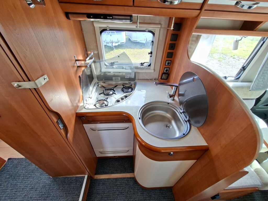 Rapido 891M 2014 Valkoinen