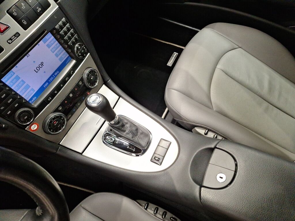 Mercedes-Benz CLK 2007 Musta