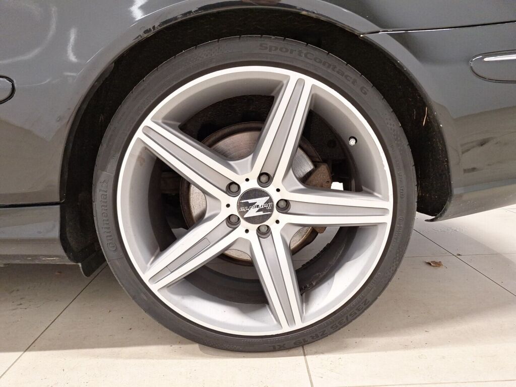 Mercedes-Benz CLK 2007 Musta