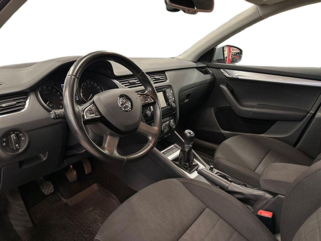 Skoda Octavia 2013 Hopea